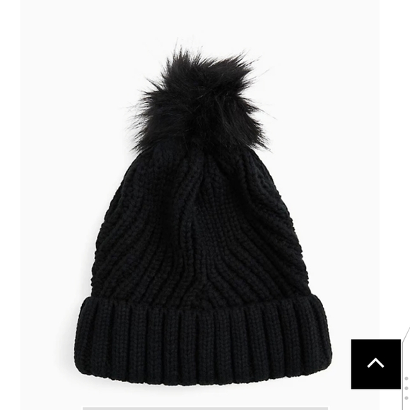 torrid Accessories - 🆕BLACK RIB POM POM BEANIE☃️⛄☃️